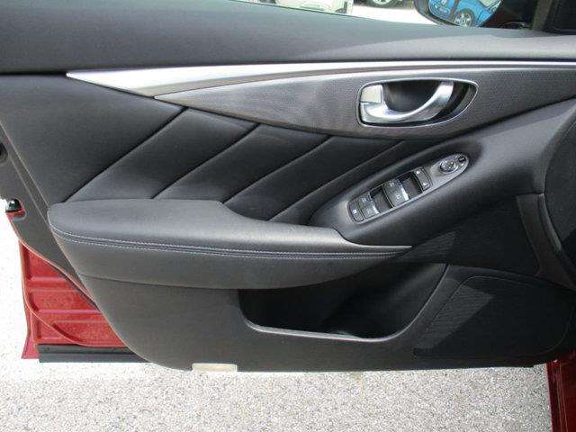 Infiniti Q50 Hybrid 2015 photo 10